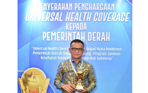 Penghargaan Universal Health Coverge dipegang oleh Pj Bupati Morotai